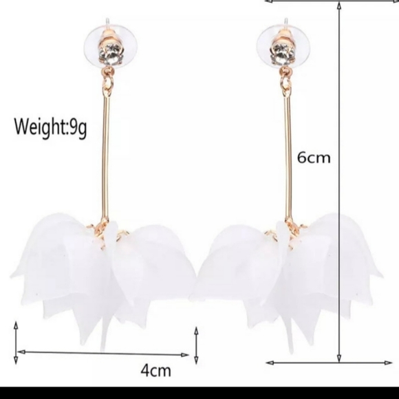 Boho Flower Dangle Earrings - Picture 3 of 3